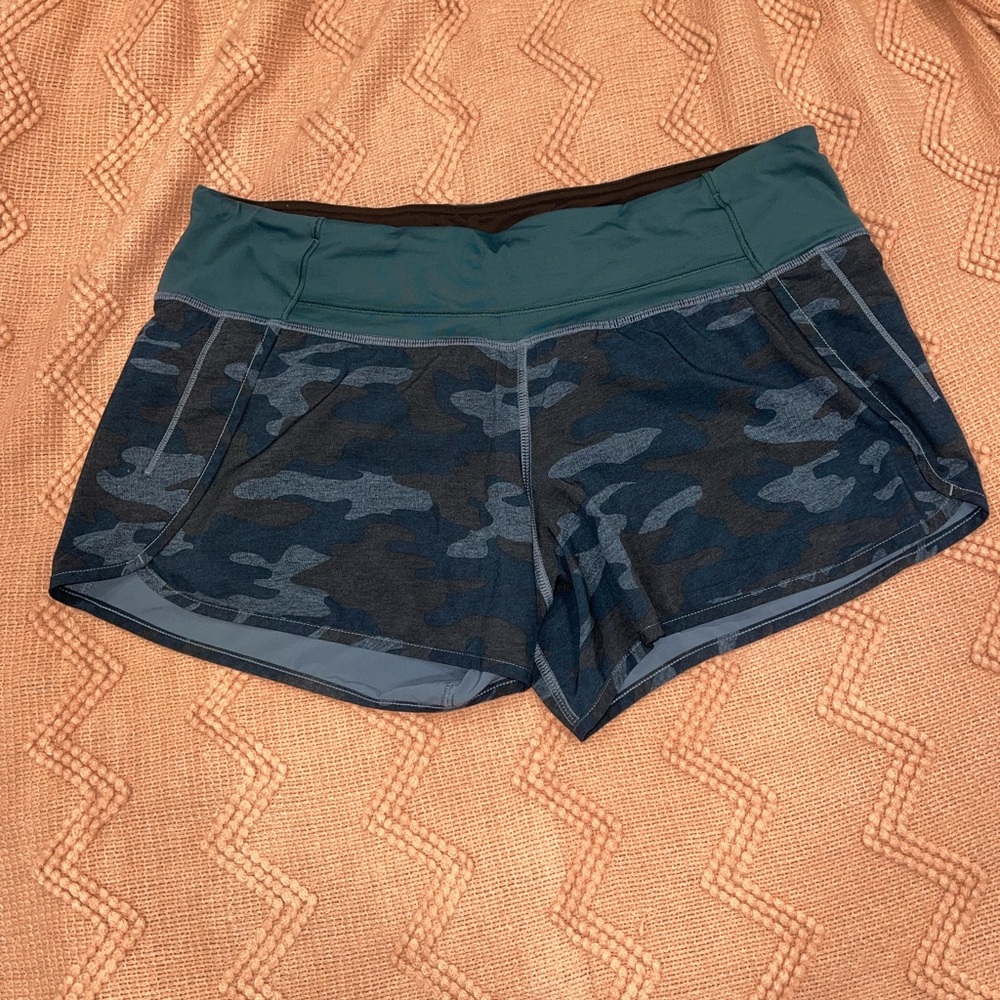 Speed Shorts Blue Camo great condition